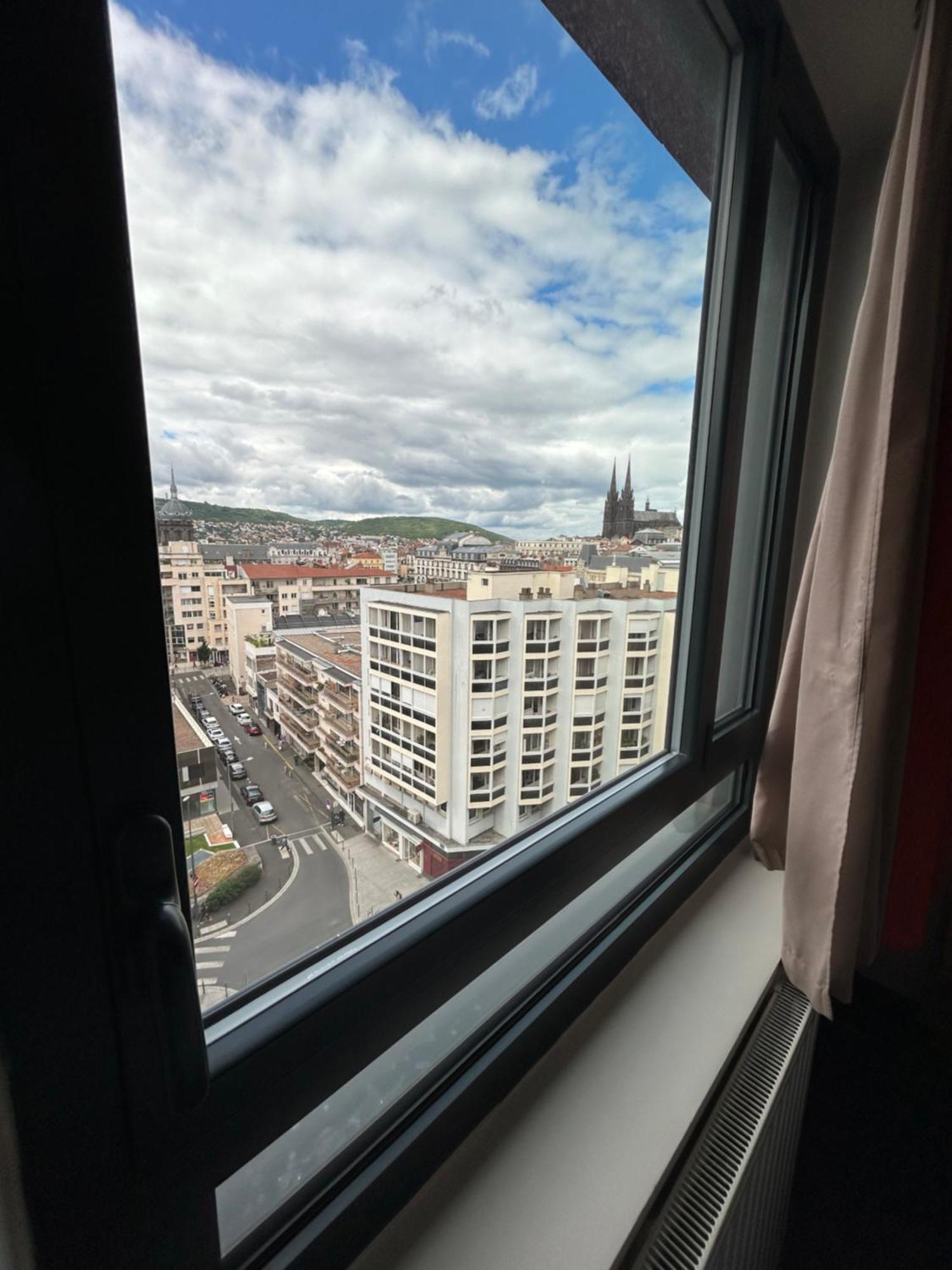 Apparthotel Privilodges Carre De Jaude แคลร์มงต์-แฟร์รองด์ ภายนอก รูปภาพ